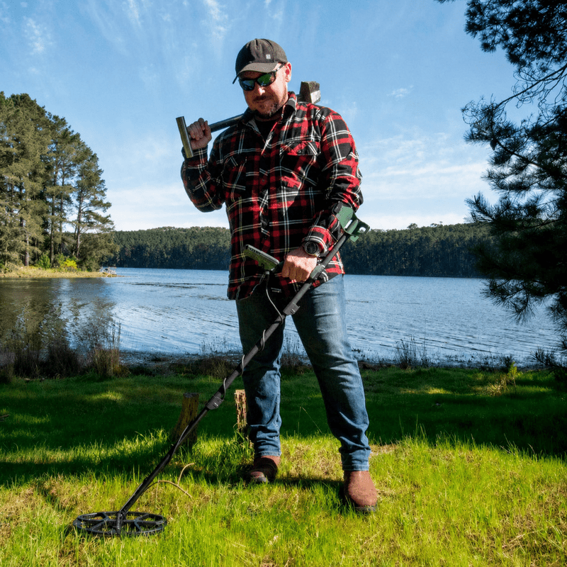 Minelab X-TERRA PRO Beach Bundle